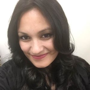 Meet your Posher, Alma